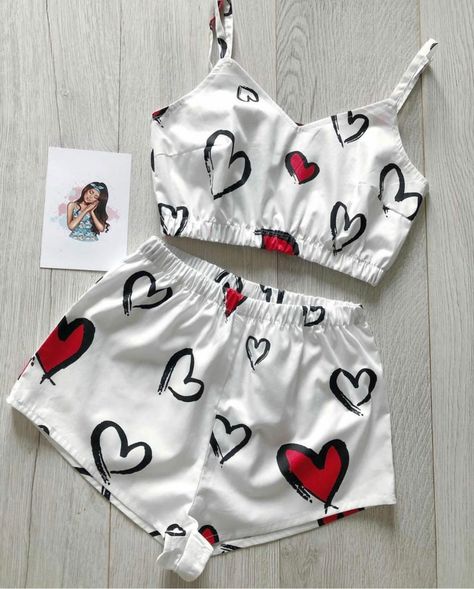 Pola Bra, Anime School, Cosplay Kawaii, Pajama Fashion, Girl Cat, Sleepwear Fashion, Cute Sleepwear, Cute Pajama Sets