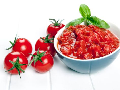 Baking Soda Basics? - Dr. Weil Canned Crushed Tomatoes, Canned Tomato Recipes, Okra And Tomatoes, Dr Weil, Chicken Spaghetti Casserole, Fresh Tomato Recipes, Tomato Gravy, Homemade Tomato Sauce, Stewed Tomatoes