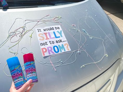 Guy Promposal, Promposal Poster Ideas, Funny Promposals, Prom Funny, Promposal Ideas For Him, Girl Ask Guy, Promposal Ideas, Silly String, Dance Proposal