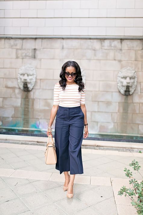 Culottes Outfit Work, How To Wear Culottes, Culottes Outfit, Workplace Fashion, What To Wear To Work, Work Outfit Office, Girl Blogger, Workwear Fashion, Wear To Work