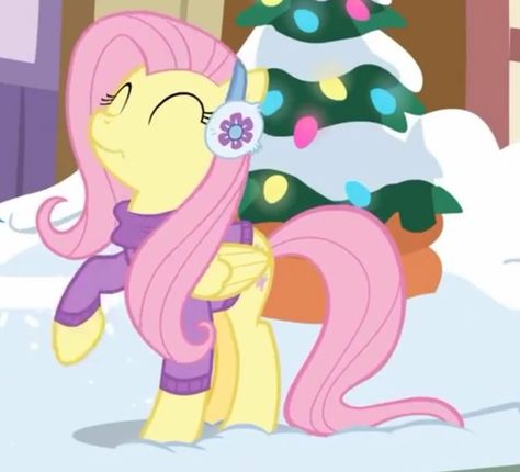 Mlp Fluttershy, 80 Tv Shows, Ladybugs Movie, Mlp Characters, My Lil Pony, Mlp My Little Pony, All Things Cute, Fluttershy, Rainbow Dash