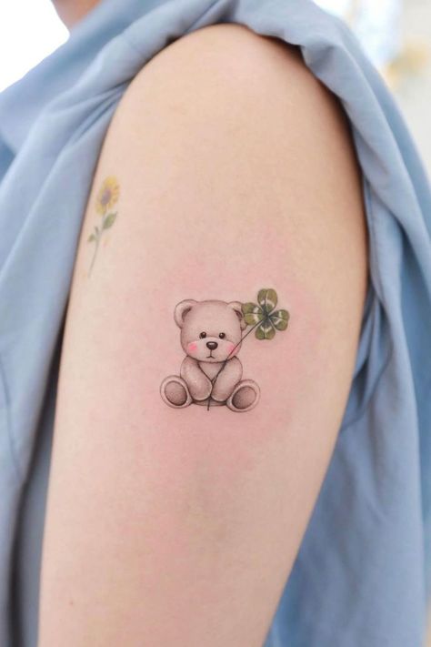 30+ Amazing Four Leaf Clover Tattoo Ideas Be Kind Tattoo Ideas, Clover Tattoo Ideas, Be Kind Tattoo, Four Leaf Clover Tattoos, Tattoo Ideas Wrist, Baby Bear Tattoo, Leaf Clover Tattoo, Kind Tattoo, Fingerprint Tattoos