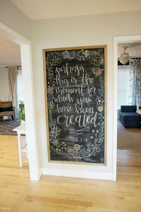 14 DIY Chalkboards to Transform Your Note-Taking into Fun Wall Art Papan Tulis Kapur, Kitchen Chalkboard, Chalk Wall, Magnetic Chalkboard, Living Wall Decor, Diy Chalkboard, Chalkboard Wall, Large Wall Decor, Hus Inspiration