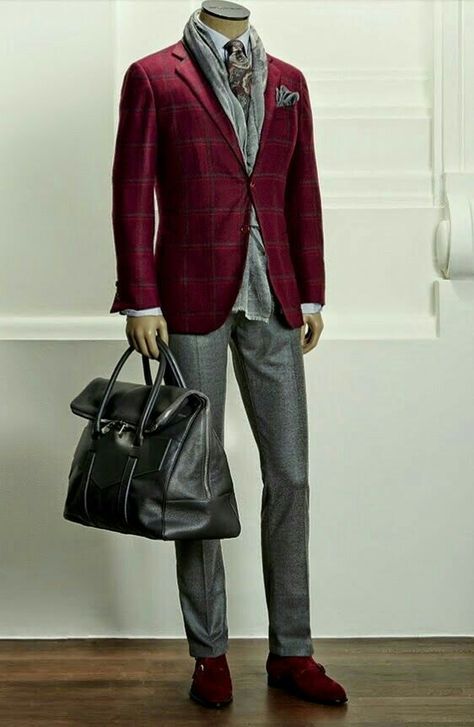 Burgundy Jacket Outfit, Jacket Outfit Men, Outfit Blazer, Burgundy Jacket, Sharp Dressed Man, Jacket Outfit, Men Style Tips, Suit Style, Well Dressed Men