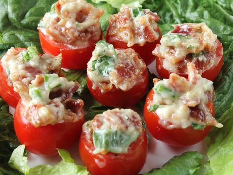 Blt Bites Appetizers, Stuffed Cherry Tomatoes, Blt Bites, Tomatoes Growing, Stuffed Tomatoes, Catering Buffet, Superbowl Snacks, Appetizer Bites, Fodmap Recipes