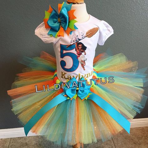 Moana Birthday Outfit, Moana Bebe, Baby Moana, Disney Princess Shirts, First Birthday Tutu, Raya And The Last Dragon, Moana Birthday Party, The Last Dragon, Baby Party Dress