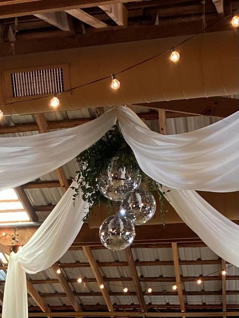 Holiday Chandelier Ideas, Disco Ball Floral Chandelier, Event Ceiling Design, Disco Ball Ceiling Decor, Wedding Disco Ball Decor, Disco Valentine, Disco Ball Chandelier, Disco Ball Ceiling, Disco Ball Wedding Decor