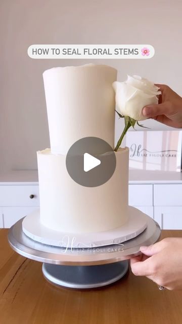 How To Make A Wedding Cake, Edible Flowers Cake, How To Make Wedding Cake, Floral Cake Topper, 3 Tier Wedding Cakes, Flower Cake Toppers, Fresh Flower Cake, Chocolate Wedding Cake, Wedding Cakes With Cupcakes