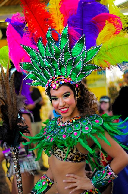 Caribbean Carnival Outfits, Carnival Outfit Carribean, Caribbean Carnival Costumes, Carnaval Outfit, Images Noêl Vintages, Carnival Dancers, Carnival Fashion, Carnaval Costume, Brazil Carnival