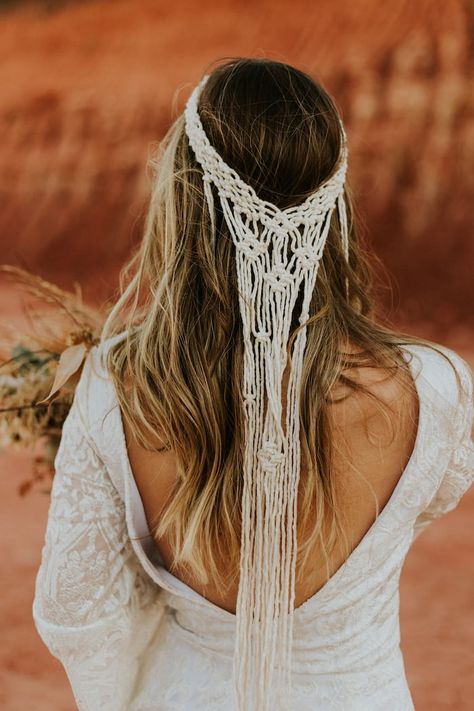 woman in white wedding dress sitting on brown sand during daytime photo – Free Wedding Image on Unsplash Bohemian Icons, Mother And Child Pictures, What Is Boho, Bohemian Veils, Boho Wedding Veil, Macrame Headband, Bohemian Culture, Women Suits Wedding, White Lace Tank Top