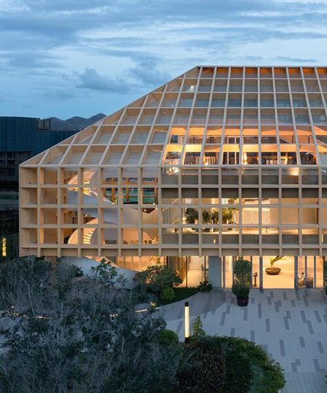 CLOU architects' sanya farm lab is an agricultural exhibition and retail space in china Glazed Walls, Parametric Architecture, Construction Drawings, Natural Ventilation, Structure Architecture, Urban Architecture, Sanya, Business Building, Exhibition Space