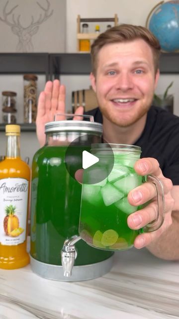 Timthetank on Instagram: "Scooby Doo Fruit Snack Jungle Juice with @amoretti Pineapple Beverage Infusion!" Green Jungle Juice Alcoholic, Christmas Jungle Juice Recipe, Christmas Jungle Juice, Green Jungle Juice, Scooby Doo Fruit Snacks, Christmas Jungle, Alcohol Fruit, Jungle Juice Recipe, Party Beverages