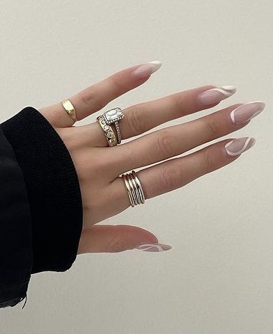 Unghie Sfumate, Nail Ring, Nail Jewelry, Nagel Inspo, Minimalist Nails, Elegant Nails, Dream Nails, Pretty Acrylic Nails, Best Acrylic Nails