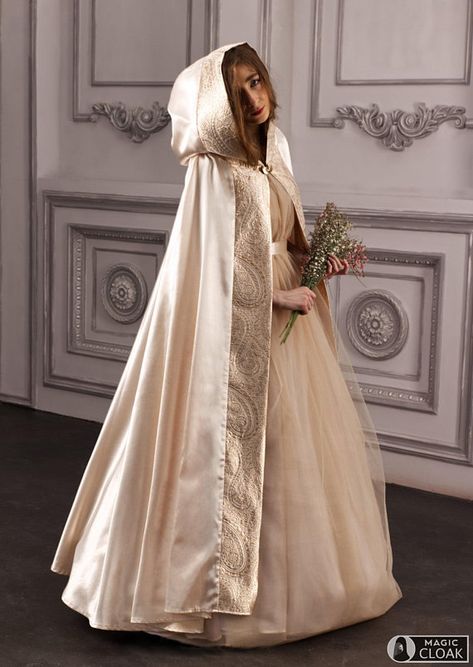 Pearl Cape, Beautiful Gown Designs, Cloak Dress, Wedding Cloak, White Gold Dress, Hijab Wedding Dresses, Bride Dress Simple, White Ball Gowns, Costume Noir