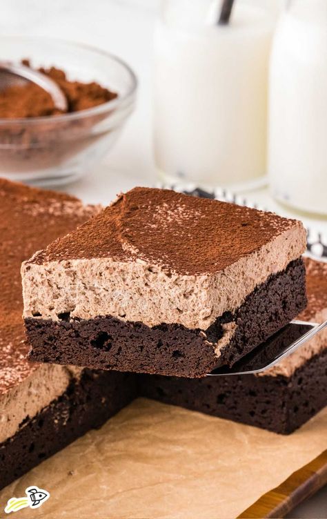 slices of Chocolate Mousse Brownies Chocolate Mousse Brownies Recipe, Chocolate Mousse Brownies, Mousse Brownies, Kim Birthday, Chocolate Mousse Desserts, Cookie Brownies, Brownie Bars, Mousse Dessert, Brownie Desserts