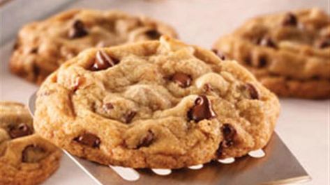 Tiffany's Chocolate Chip Cookies | Allrecipes Make Chocolate Chip Cookies, Homemade Chocolate Chip Cookies, Chocolate Chip Cookies Recipe, Cookie Videos, Fun Cooking, How To Make Chocolate, Cookies Recipes Chocolate Chip, Cookies Recipe, No Bake Cookies