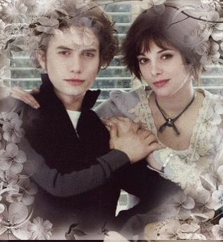 Jasper Hale and Alice Cullen Alice Twilight, Alice And Jasper, Jasper Hale, Jackson Rathbone, Twilight 2008, Twilight Cast, Twilight Book, Twilight Film, Alice Cullen