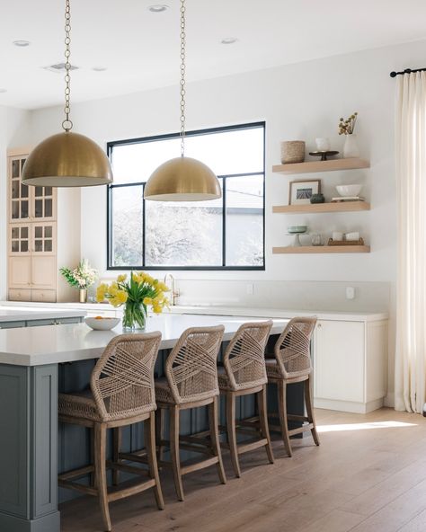 The natural morning light is a paid actor in this image… 🙌🏼😂 #chinoremodel 📸: @thisisnickdotcom #kitchendesign #kitchenremodel #interiordesign #morninglight #smmakelifebeautiful #naturallightinteriors #brightkitchen Light Bright Kitchen, Natural Morning, P Design, Green Island, Bright Kitchen, Bright Kitchens, Light Bright, Red Balloon, Brass Accents