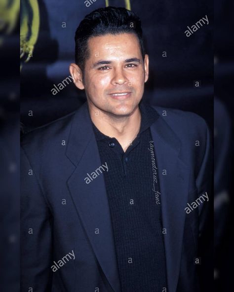 RaymondCruz_fans Misuz🇯🇵’s Instagram photo: “@realraymondcruz #RaymondCruz #MajorCrimes #TheCloser #JulioSanchez #BreakingBad #BetterCallSaul #Tuco #TucoSalamanca #BloodinBloodout…” Tuco Salamanca, Blood In Blood Out, Raymond Cruz, Bound By Honor, Major Crimes, Better Call Saul, Breaking Bad, Fan, Photo And Video