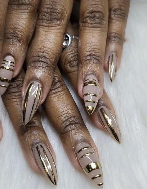 Nails For Dark Skin, Beyonce Nails, Acrylic Ombre, Sassy Nails, Stiletto Nails Designs, Vibrant Nails, Short Acrylic, Nails 2021, I Love Nails