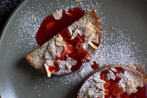 Cranberry Syrup Recipe, Cranberry Syrup, Sugar Free Baking, Italian Cookie Recipes, Custard Recipes, Smitten Kitchen, 5 De Mayo, Almond Cake, Sweet Recipes Desserts