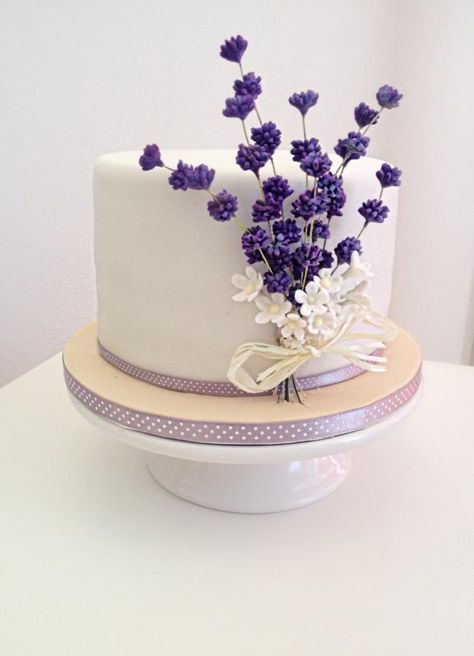 Lavender cake by Dasa Wedding Cake Lavender, Birthday Cake Write Name, Lavender Wedding Cake, Birthday Cake Writing, Lavender Cake, New Year's Cake, Purple Wedding Cakes, Fondant Flowers, Cake Images