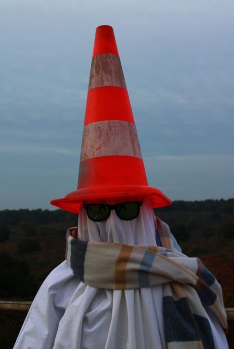 Funny Halloween Aesthetic, Halloween Poses Reference, Funny Halloween Jokes, Cone Head, Stuffed Pumpkin, Halloween Jokes, Traffic Cone, Ghost Photography, Ghost Pictures