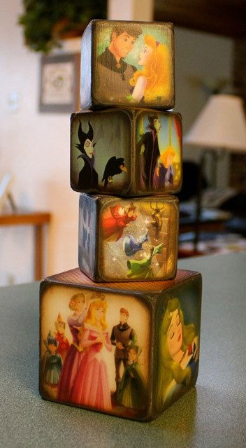 Sleeping Beauty Room Decor, Sleeping Beauty Craft, Sleeping Beauty Nursery, Madeline Books, Sleeping Beauty Party, Casa Disney, Disney Prince, Matching Pictures, Wood Dice