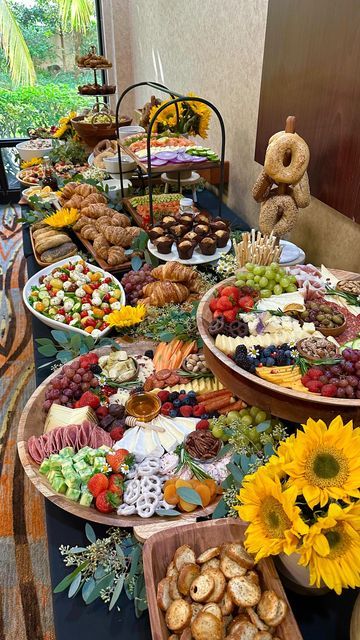 Kamper’s Kitchen on Instagram: "Post wedding celebrations for the sweetest couple 💕 Congratulations @lexijuliano & @sprskr 💍 Truly so amazing to work with clients like you 🥹 #kamperskitchen #wedding #grazingtable #brunch #breakfast #smokedsalmon #bagelsandlox #salmon #cheese #cheeseboard #catering #weddingbrunch" Salmon Wedding Dinner, Wedding Breakfast Grazing Table, Kampers Kitchen, Wedding Sharing Platters, Wedding Roast Dinner Buffet, Salmon Catering Ideas, Breakfast For Dinner Wedding, Brunch Weddings, Charcuterie Lunch