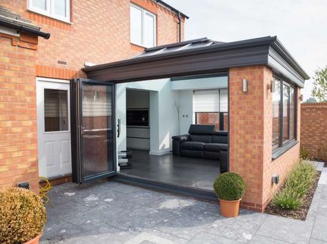 Orangery Extension Kitchen, Henley In Arden, Sunroom Extension, Kitchen Orangery, Small House Extensions, Conservatory Extension, Orangery Extension, Bungalow Extensions, Flat Roof Extension