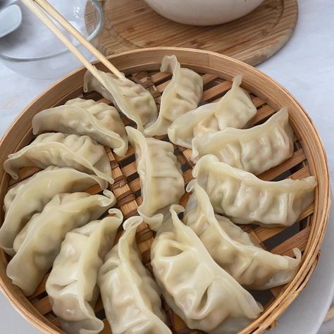 Dumplings Aesthetic, Best Freeze Dried Food, Yummy Comfort Food, Best Food Ever, Food Obsession, Pretty Food, Food Cravings, I Love Food, Cute Food