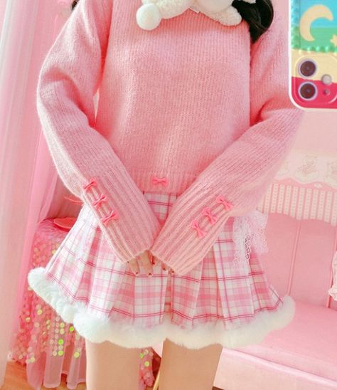 Outfitideas/cutecore/kawaii Shibu Kawaii, Harajuku Pink, Kawaii Core, Pastel Pink Aesthetic, Taffy, Pink Skirt, Pink Outfits, Plaid Skirt, Kawaii Clothes