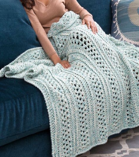 Pretty Blanket, Afghans Crochet, Crocheted Blanket, Crochet Afgans, Crochet Blanket Afghan, Crochet Throw Blanket, Knitted Afghans, Afghan Crochet, Crochet Magazine