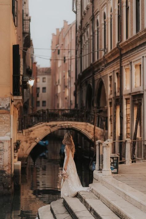 Venice Elopement Italy Elopement City Elopement Inspiration Venice Elopement Photographer Venice Elopement, Elopement Italy, Elopement City, Italy Elopement, Venice Wedding, City Elopement, Europe Wedding, Destination Wedding Inspiration, Wedding Mood