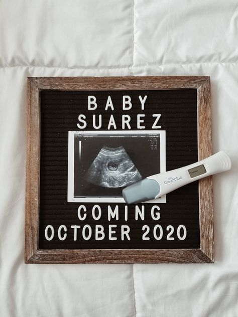 Pregnancy Announcement Letter Board, Letter Board Pregnancy Announcement, Pregnacy Announcement, Family Baby Announcement, Second Baby Announcements, Pregnancy Announcement Pictures, I Am Pregnant, I Am Growing