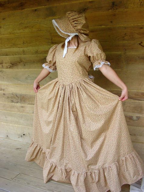 Bonnet Tutorial, Amish Clothing, Pioneer Costume, Pioneer Clothing, Pioneer Girl, Pioneer Dress, Colonial Dress, Preteen Clothing, 19th Century Clothing