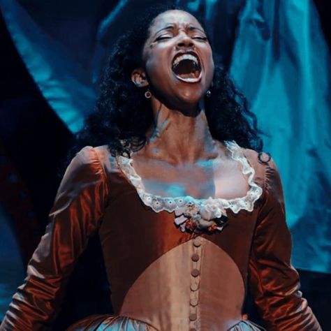 Angelica Hamilton, Hamilton Angelica, Angelica Schuyler, Renée Elise Goldsberry, Logged Out, Cast Of Hamilton, Schuyler Sisters, Hamilton Broadway, Epic Movie