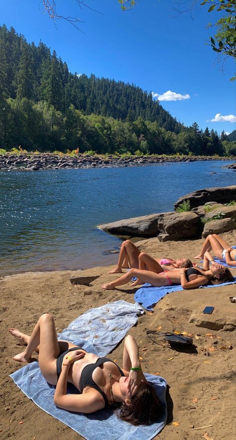 Beach Besties, Oregon Aesthetic, Camping Aesthetic, Summer Goals, Summer Plans, Gap Year, Foto Ideas Instagram, Summer Bucket Lists, Summer Bucket