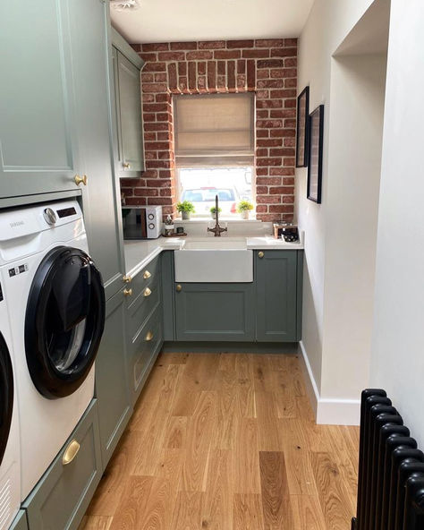 Where laundry gets done and clutter has no room! 🎽The utility room inspo for the day ✨ #Laundry #SamsungWashingMachine 

@mag2construction Utility Room Ideas, Samsung Washing Machine, Samsung Washer, Utility Rooms, Utility Room, Dryers, Washer And Dryer, Tumble Dryer, Room Inspo