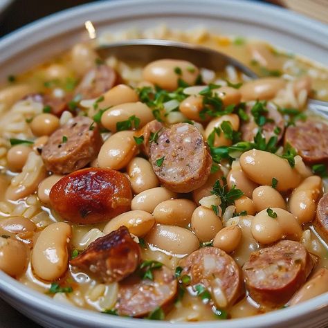 White Beans and Sausage Bowl White Beans And Sausage, Sausage Bowl, White Bean And Sausage, Veggie Skillet, Sausage Skillet, One Pan Pasta, Beans And Sausage, One Skillet Meals, Cooking White Rice