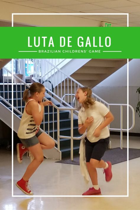 Luta de galo is a fun, quick children's game from Brazil that's great for outside or indoors. Brazil Activities For Kids, Brazil Activities, Brazil Game, Games Around The World, Multicultural Activities, Around The World Games, Daisy Ideas, Zumba Kids, Summer Planning