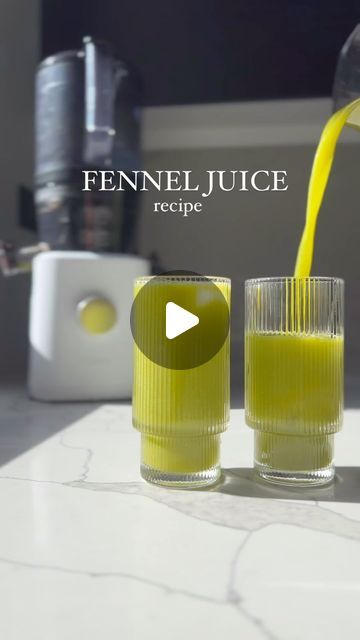 Ivonka Schellenberg on Instagram: "Fennel Juice Recipe🌿⬇️  🌿1 bulb of fennel 🥒4 cucumbers  🍊3 oranges 🌿half a bunch of mint  The fennel’s slightly sweet, herbaceous, and subtle anise-like qualities provide a sophisticated depth to the juice. This complexity is well-matched with the crisp, clean freshness of cucumber and the bright, tangy sweetness of orange. Mint adds a cool, invigorating finish that elevates the freshness of the drink.  Enjoy!   #juicing #juicingrecipes #juicingtips #juicer #juicingforbeginners #juicecleanse #juicedetox" Fennel Juice Recipe, Fennel Juice, Juice Recipe, Juice Cleanse, Detox Juice, Juicing Recipes, Fennel, Juicer, Cucumber