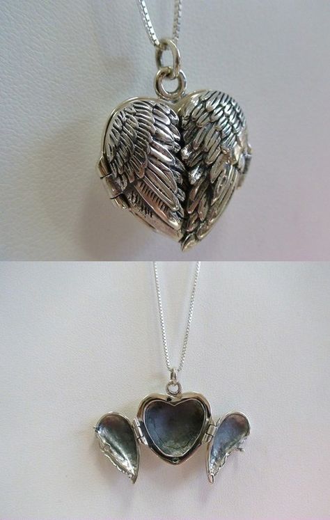 collar de corazon de alas que se abre Pinterest Jewelry, Funky Jewelry, Jewelry Lookbook, Fantasy Jewelry, Jewelry Inspo, Dream Jewelry, Locket Necklace, Pretty Jewellery, Piercing Jewelry