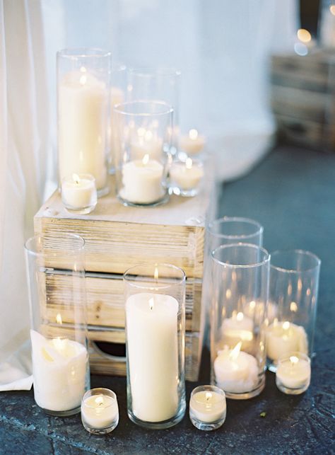 all white ceremony idea | odalys mendez photography | image via: ruffled blog White Candles Wedding, Winter Wonderland-party, Toned Autumn, White Party Theme, Roses Photography, Cool Color Palette, All White Party, All White Wedding, Atlanta Wedding