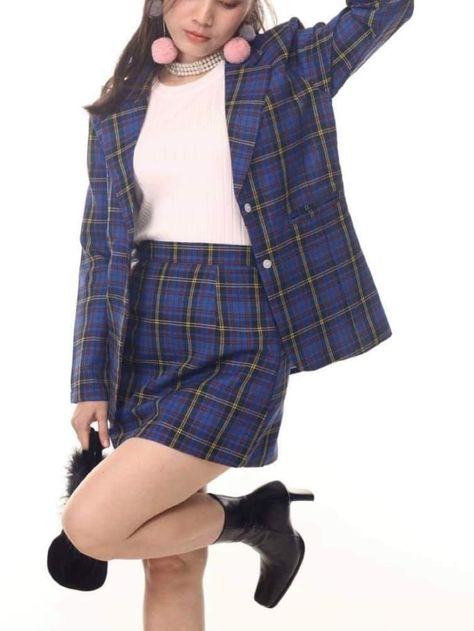 90s Fashion Plaid, Clueless Outfits Inspiration, Outfit Inspirations 90s, Clueless Fashion, Mood Clothes, 17 Agustus, Clueless Outfits, Blue Tartan, Woman Suit Fashion