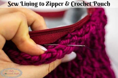 Learn how to Sew a Lining with Zipper to a Crochet Pouch or Bag Easily with this Photo and Video Tutorial. #free #crochet #pattern #tutorial #sew #sewing #sewingtutorial #crochetbag #crochetpouch #bag #lining #zipper #pouch #sewingmachine #handsewn Crocheting Tips, Sew Zipper, Crochet Bag Tutorials, Sew Ins, Crochet Pouch, Crochet Tips, Crochet Clothing, Homemade Crafts, Knitting Ideas