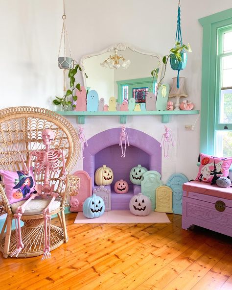 Pastel Halloween? Yes or no ? Link in bio SALE ON NOW 📸 by the lovely @almondblossombungalow 💕 | Instagram Pastel Halloween Outdoor Decor, Pastel Halloween Bedroom, Pastel Halloween Aesthetic, Glam Station, Pastel Halloween Decor, Pink Halloween Decor, Halloween Aesthetics, Halloween Fireplace, Scary Halloween Decorations Diy