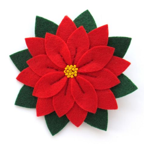 Bugs and Fishes by Lupin: Sew Easy Felt Poinsettia Brooches for Christmas Poinsettia Template, Homemade Christmas Wreaths, Wool Applique Kits, Felt Products, Felt Flower Tutorial, Beaded Hair Pins, Felt Crafts Christmas, Christmas Mesh Wreaths, Felt Christmas Decorations