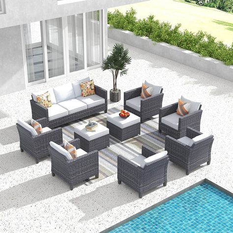 Beautiful set for the summer Modern Outdoor Sofas, Weathered Furniture, Outdoor Conversation Sets, Patio Sofa Set, Outdoor Sofa Sets, Backyard Porch, Garden Backyard, Rattan Sofa, Modern Patio