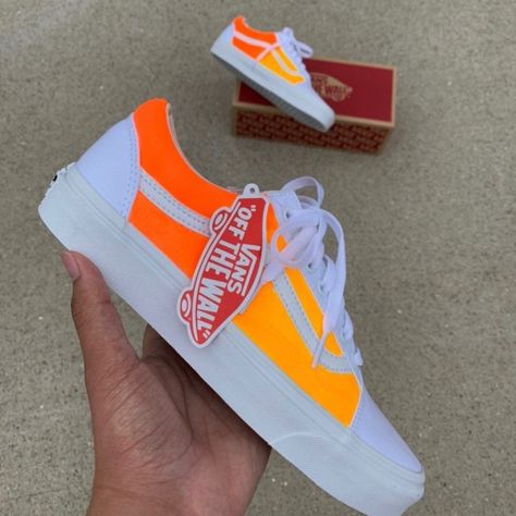 Neon Colored Vans. Yellow, Orange, And White Canvas Vans. Custom Made. After Purchasing Message Me With The Size You Need. Painted With Angelus Paint. Outfits To Wear With Vans, Vans Shoes Custom, Unique Vans, Neon Vans, Vans Shoes Fashion, Nana Christmas, Angelus Paint, Vans Shoes Women, Vans Custom